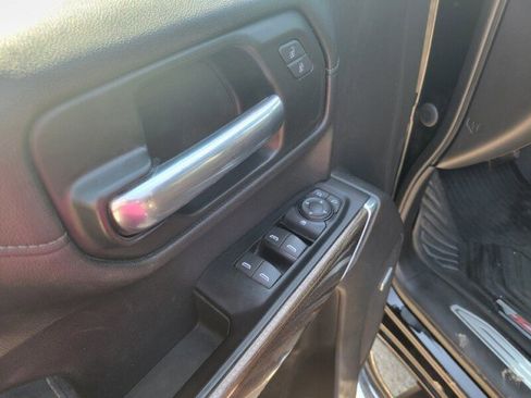 Used 2020 Chevrolet Silverado 1500 RST image 13