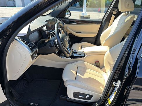 Used 2022 BMW X3 xDrive30i w/ Premium Package 2 (ZPA) AWD/4WD image 10