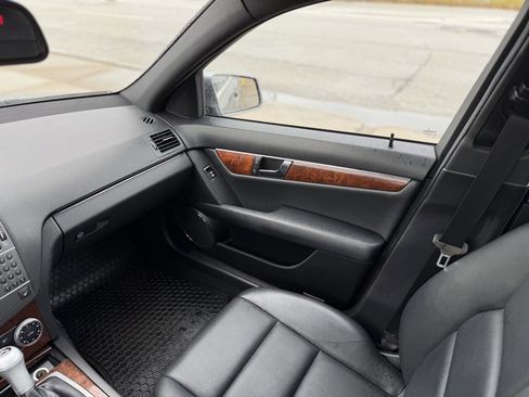 Used 2011 Mercedes-Benz C 300 C 300 image 11