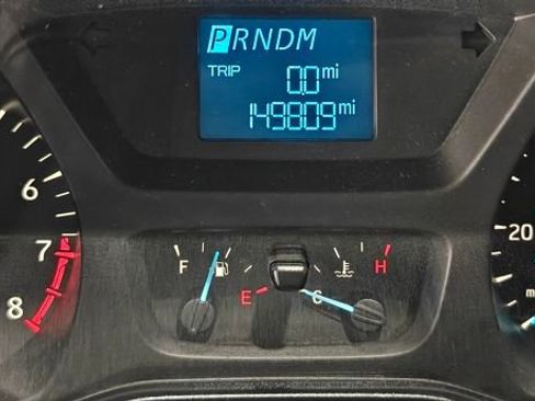 Used 2016 Ford Transit 150 XL image 38