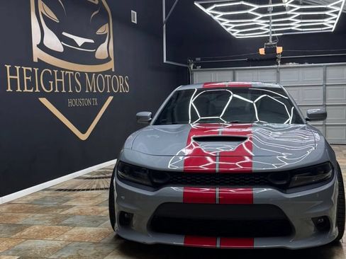 Used 2021 Dodge Charger Scat Pack RWD image 2