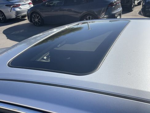 Used 2013 Toyota Camry XLE image 5