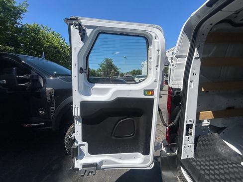 Used 2025 Ford Transit 250 Low Roof w/ Exterior Upgrade Package RWD image 8