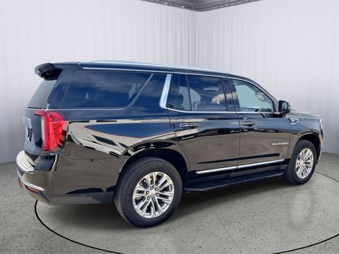 Used 2022 GMC Yukon SLT w/ SLT Luxury Package AWD/4WD image 6