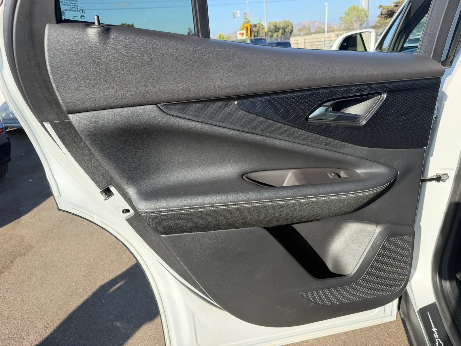 Used 2024 Chevrolet Blazer EV LT AWD/4WD image 32