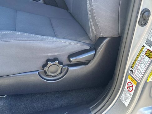 Used 2019 Toyota Tacoma TRD Sport image 22