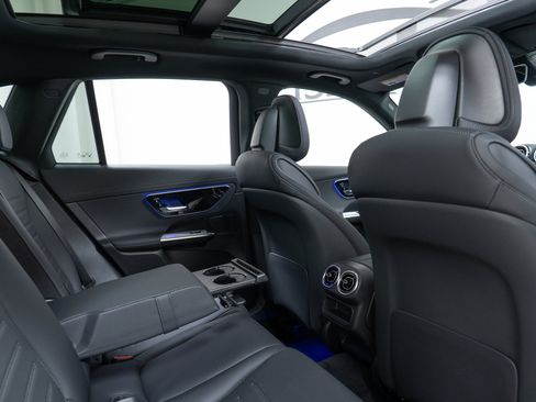New 2026 Mercedes-Benz GLC 300 4MATIC image 23