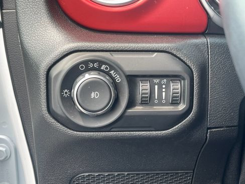 Used 2021 Jeep Wrangler Unlimited Rubicon AWD/4WD image 31