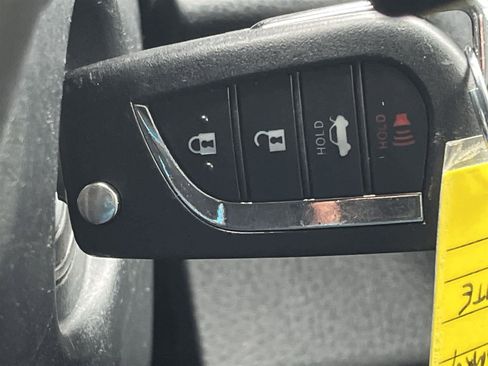 Used 2023 Toyota Camry SE image 27