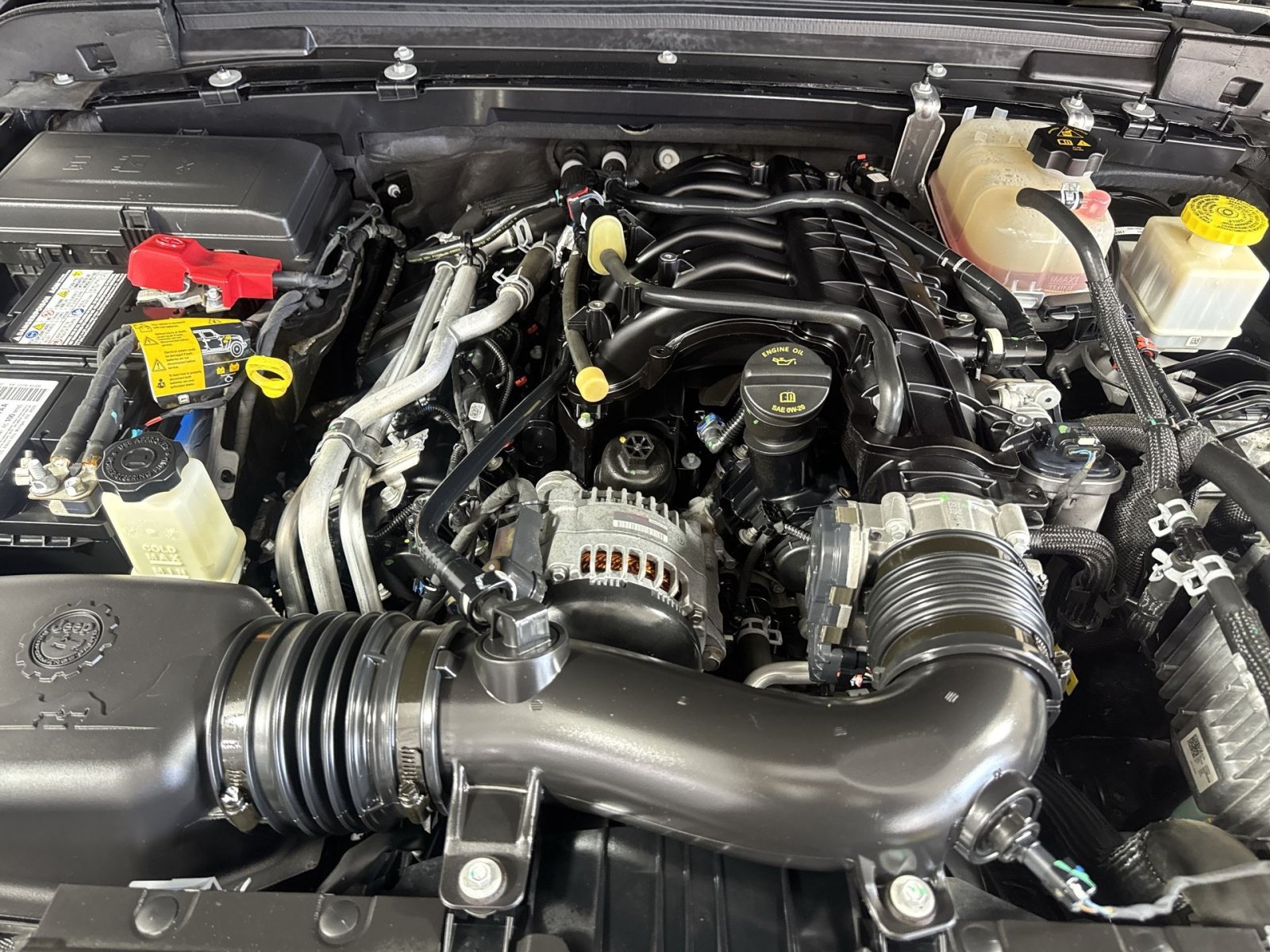 Used 2022 Jeep Gladiator Sport AWD/4WD image 28