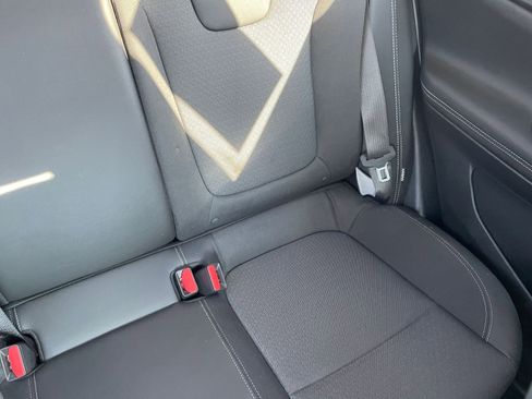 Used 2025 Buick Encore GX Preferred image 37