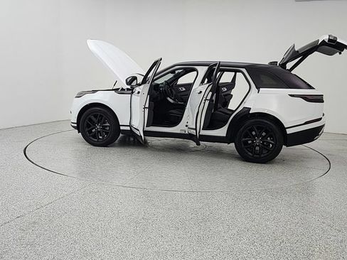 Used 2026 Land Rover Range Rover Velar S AWD/4WD image 12