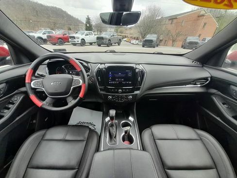 Used 2022 Chevrolet Traverse RS AWD/4WD image 41
