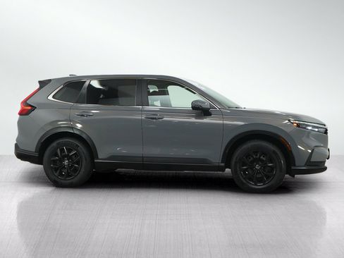 Used 2024 Honda CR-V LX image 7