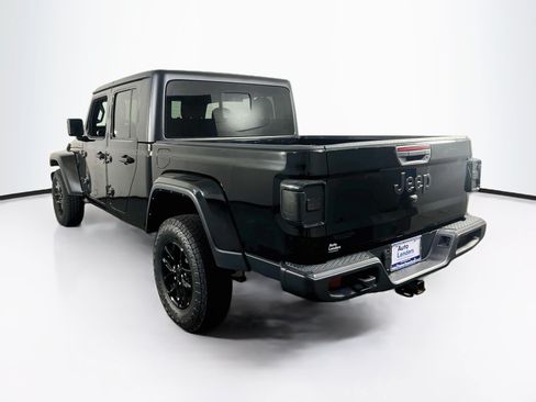 Used 2023 Jeep Gladiator Sport AWD/4WD image 7