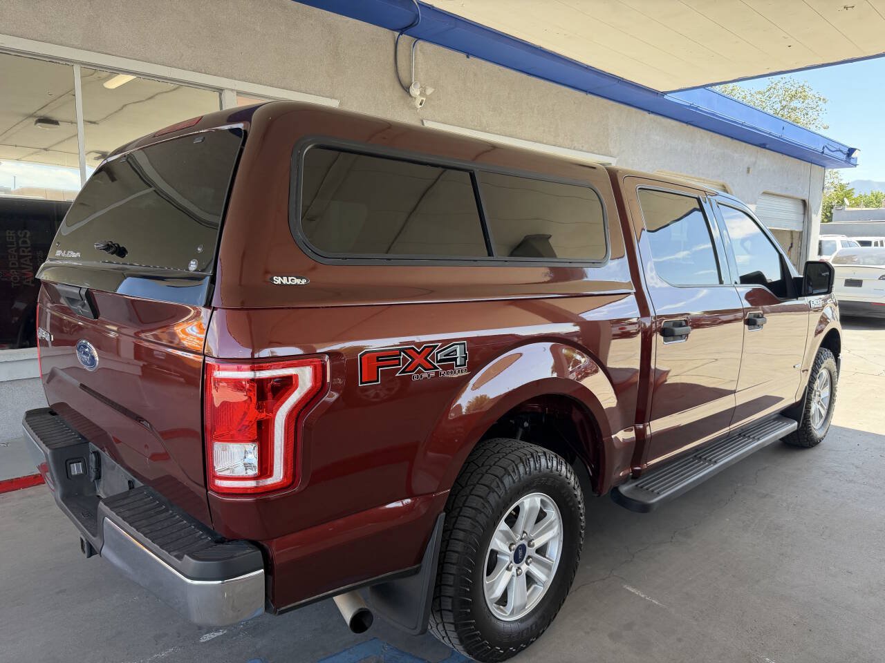Used 2017 Ford F150 XLT w/ Equipment Group 301A Mid AWD/4WD image 5