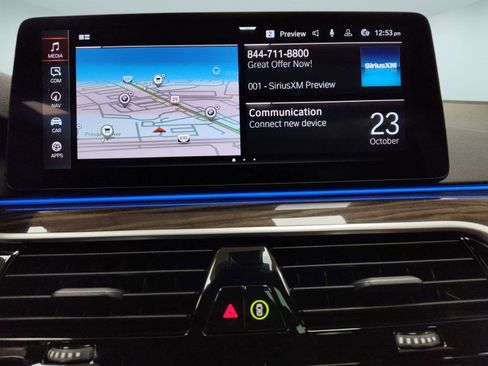 Certified 2022 BMW 530i xDrive w/ Premium Package image 20