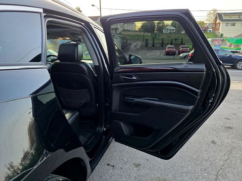 Used 2016 Cadillac SRX Luxury w/ Driver Awareness Package image 17