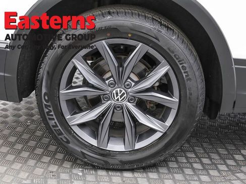 Used 2023 Volkswagen Tiguan SE image 29