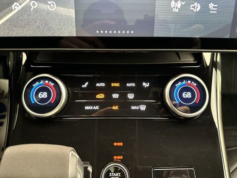 Certified 2023 Land Rover Range Rover Sport SE image 18