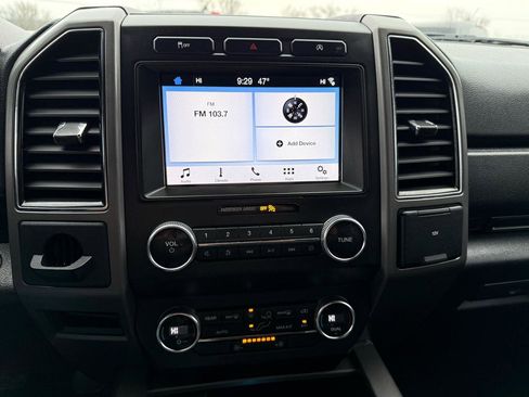 Used 2019 Ford Expedition XLT w/ Equipment Group 201A RWD image 30