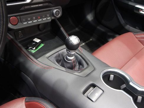 Used 2025 Ford Mustang GT Premium image 7