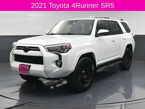 Used 2021 Toyota 4Runner SR5 RWD image 2