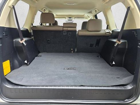 Used 2021 Lexus GX 460 w/ Accessory Package AWD/4WD image 7