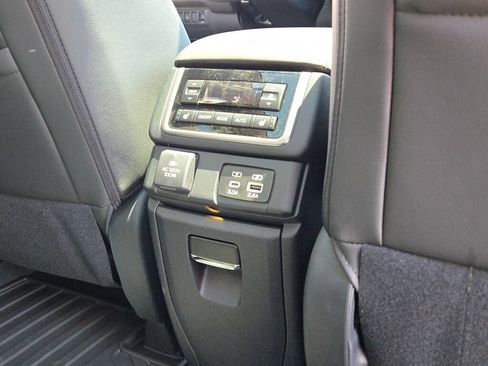 New 2026 Subaru Ascent Touring AWD/4WD image 11