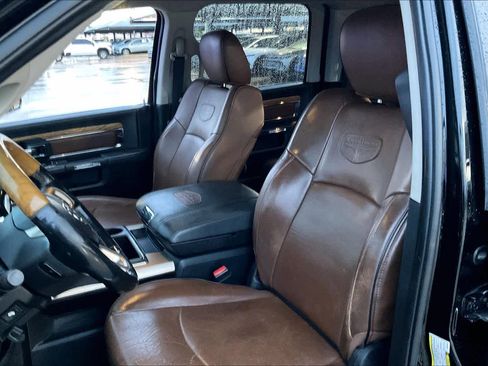 Used 2015 RAM 3500 Laramie Longhorn image 9
