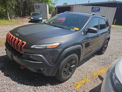 Used 2016 Jeep Cherokee Trailhawk w/ Comfort/Convenience Group
