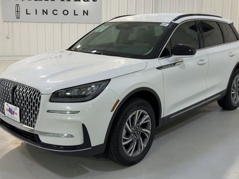 New 2026 Lincoln Corsair Premiere FWD image 5