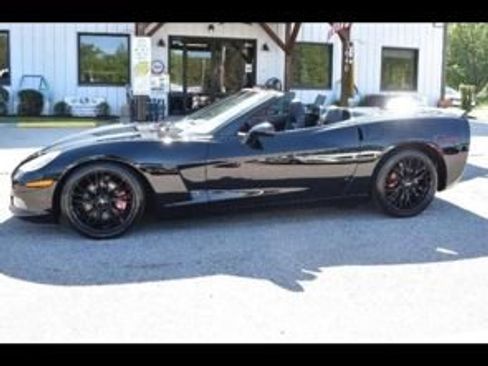 Used 2005 Chevrolet Corvette Convertible w/ Preferred Equipment Group image 6