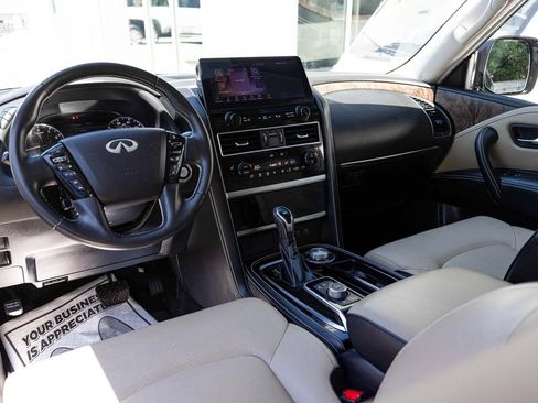 Used 2024 INFINITI QX80 Premium Select w/ Cargo Package AWD/4WD image 16