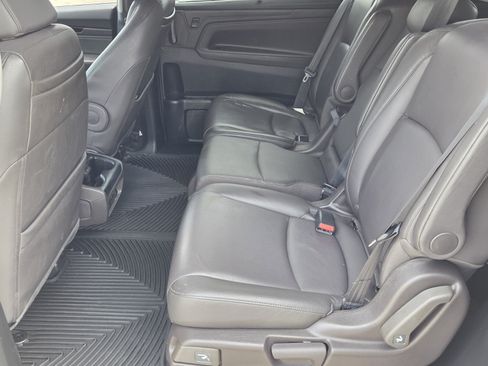 Used 2018 Honda Odyssey Elite image 5