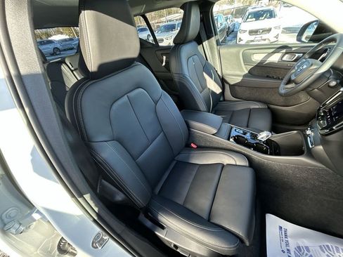 New 2026 Volvo XC40 B5 Plus w/ Protection Package Premier image 25