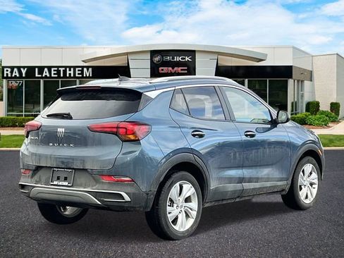 Used 2024 Buick Encore GX Preferred image 4
