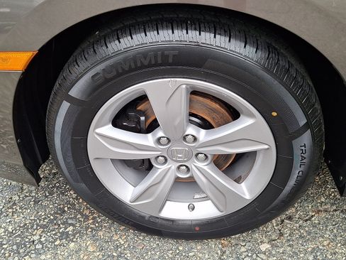 Used 2019 Honda Odyssey EX image 28