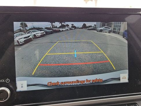 Used 2025 Toyota Camry LE FWD image 10