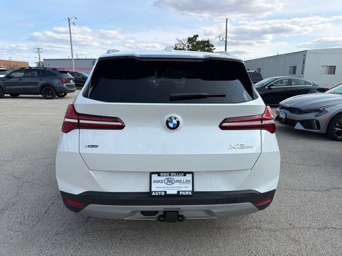 Used 2025 BMW X3 xDrive30i w/ Premium Package AWD/4WD image 4