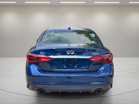 Used 2018 INFINITI Q50 Red Sport 400 w/ Sensory Package (Sport) RWD image 12