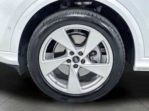 Used 2025 Audi Q5 Premium w/ Premium Plus AWD/4WD image 26