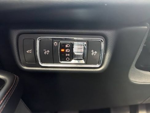 Used 2021 Lincoln Aviator AWD w/ Elements Package image 21
