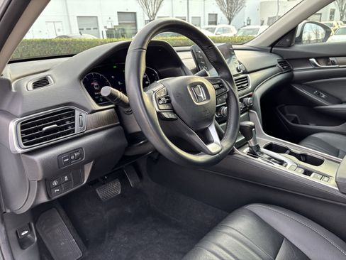Used 2021 Honda Accord EX-L image 17