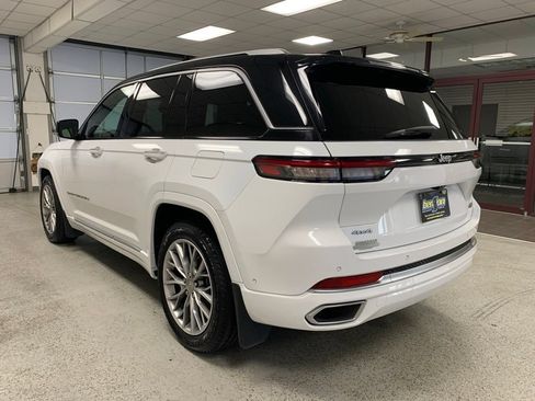 Certified 2023 Jeep Grand Cherokee Summit AWD/4WD image 4
