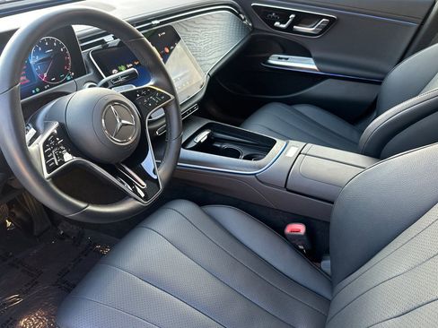Certified 2025 Mercedes-Benz E 350 Sedan w/ Winter Package image 10