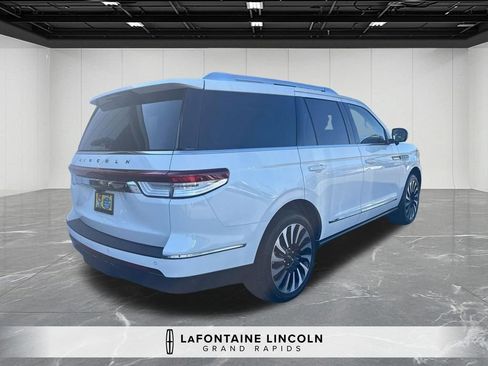 Certified 2023 Lincoln Navigator Black Label AWD/4WD image 5