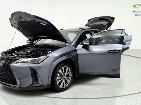 Used 2025 Lexus UX 300h FWD image 13