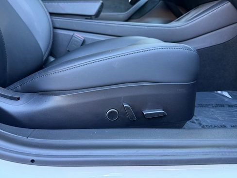 Used 2021 Tesla Model 3 Standard Range Plus image 34
