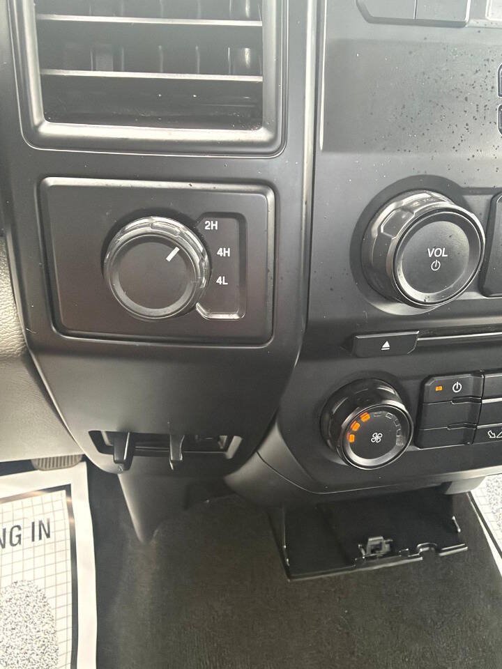 Used 2017 Ford F150 XL w/ Equipment Group 101A Mid AWD/4WD image 58